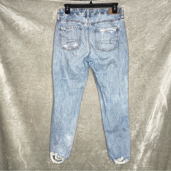 American Eagle Outfitters Tomgirl Medium Wash Distressed Ripped Jeans 0 Short - Picture 2 of 9